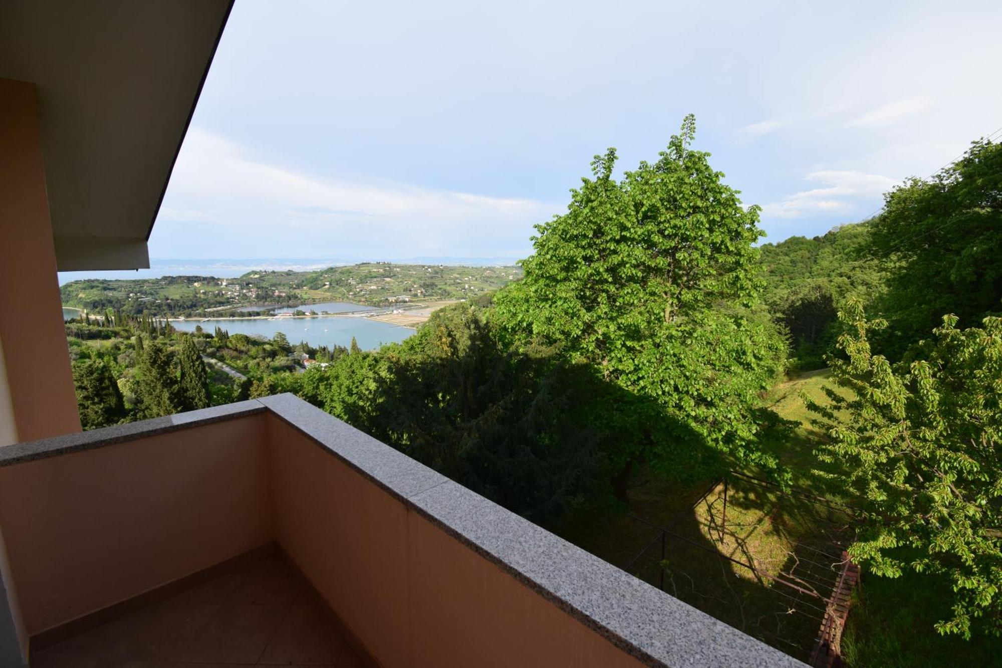Apartments Bella Vista Lilly ポルトローシュ エクステリア 写真